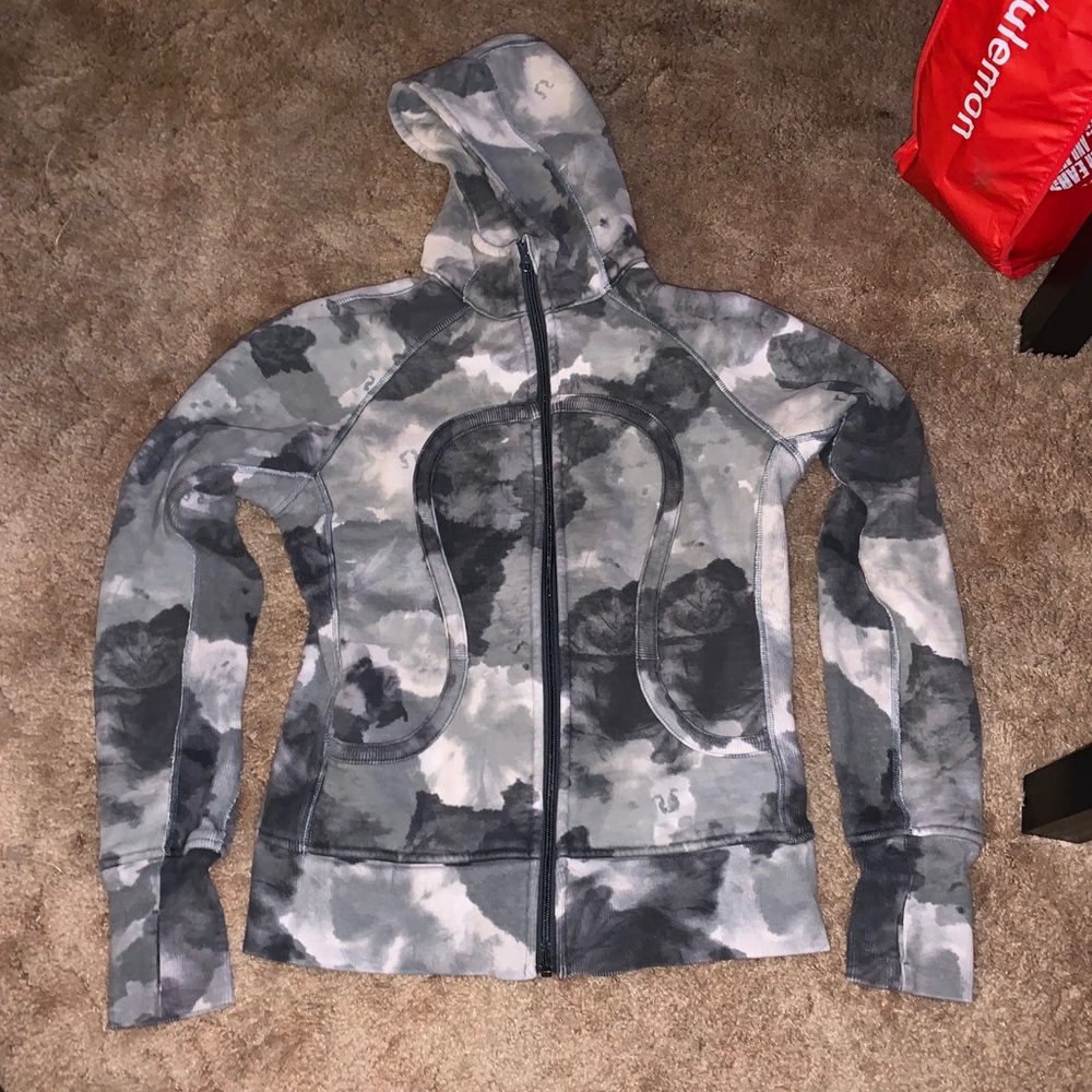 Lululemon black and white tie die zip up